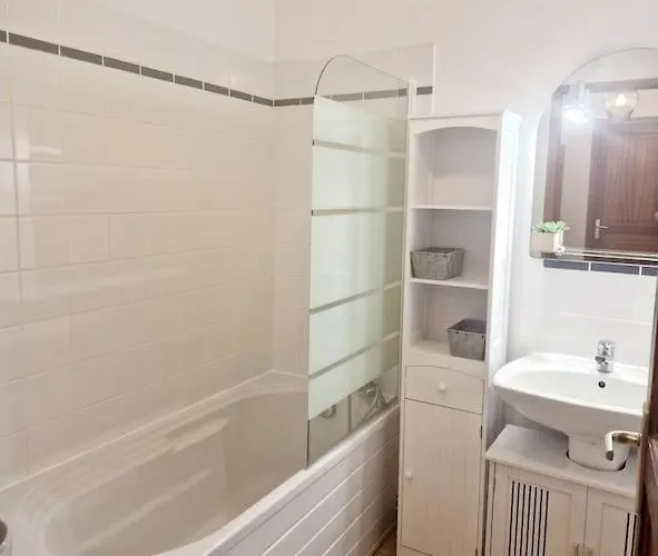 Mini 70 - Piscine Chauffée Appartement Serra-di-Ferro (Corsica)